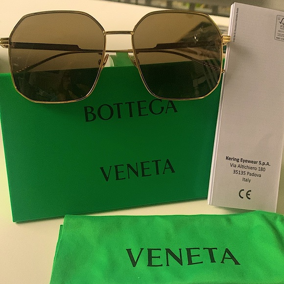 Bottega Veneta Bundle Sunglasses NEW With Tags with, box, brochures etc - Picture 12 of 15